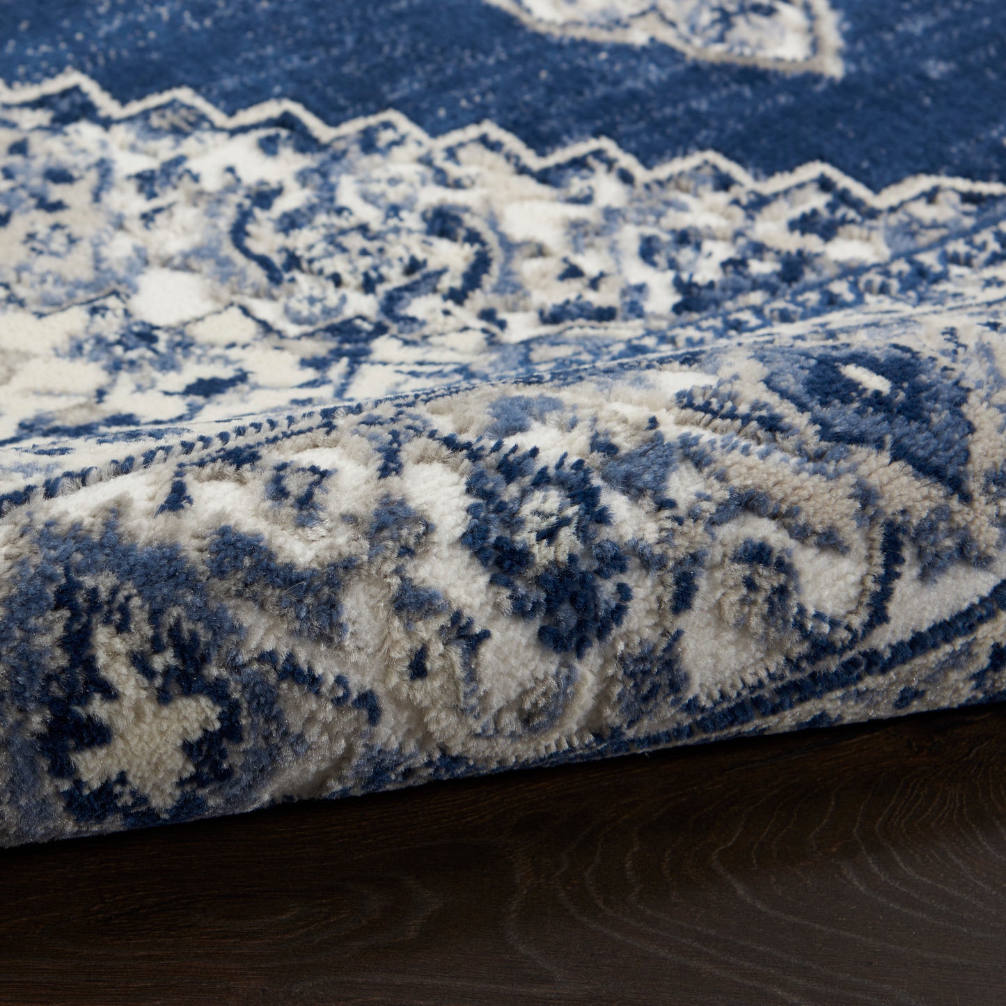 Nourison Home Cyrus  Ivory Navy  Traditional