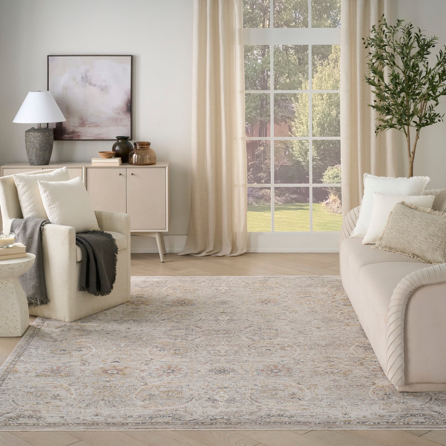 Nourison Home Antique Fusion  Light Grey  Traditional