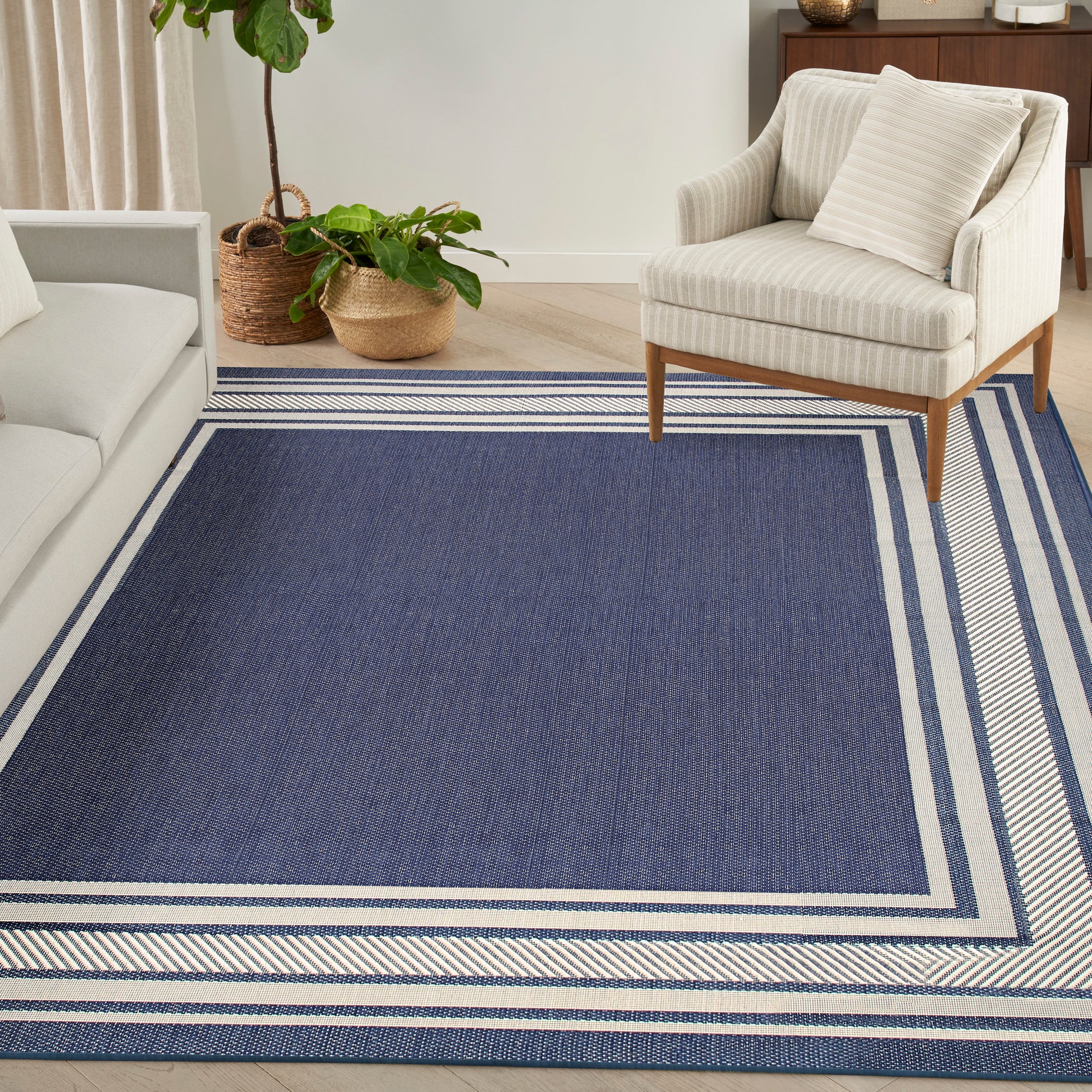 Nourison Home Horizon Indoor/Outdoor  Navy  Contemporary