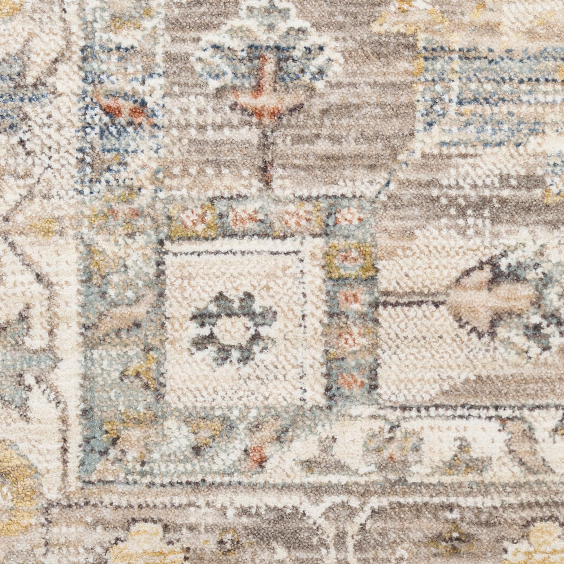 Nourison Home Antique Fusion  Ivory Multicolor  Traditional