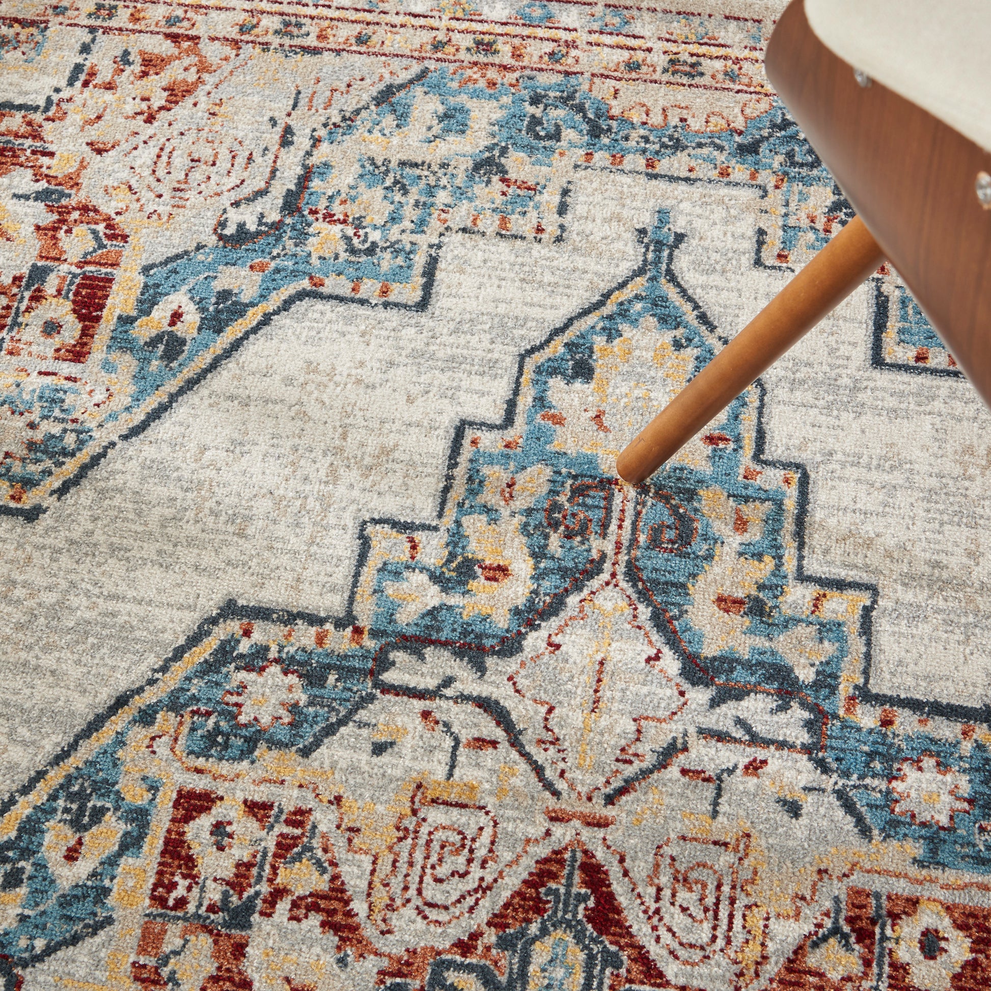 Nourison Home Carina  Multicolor  Transitional
