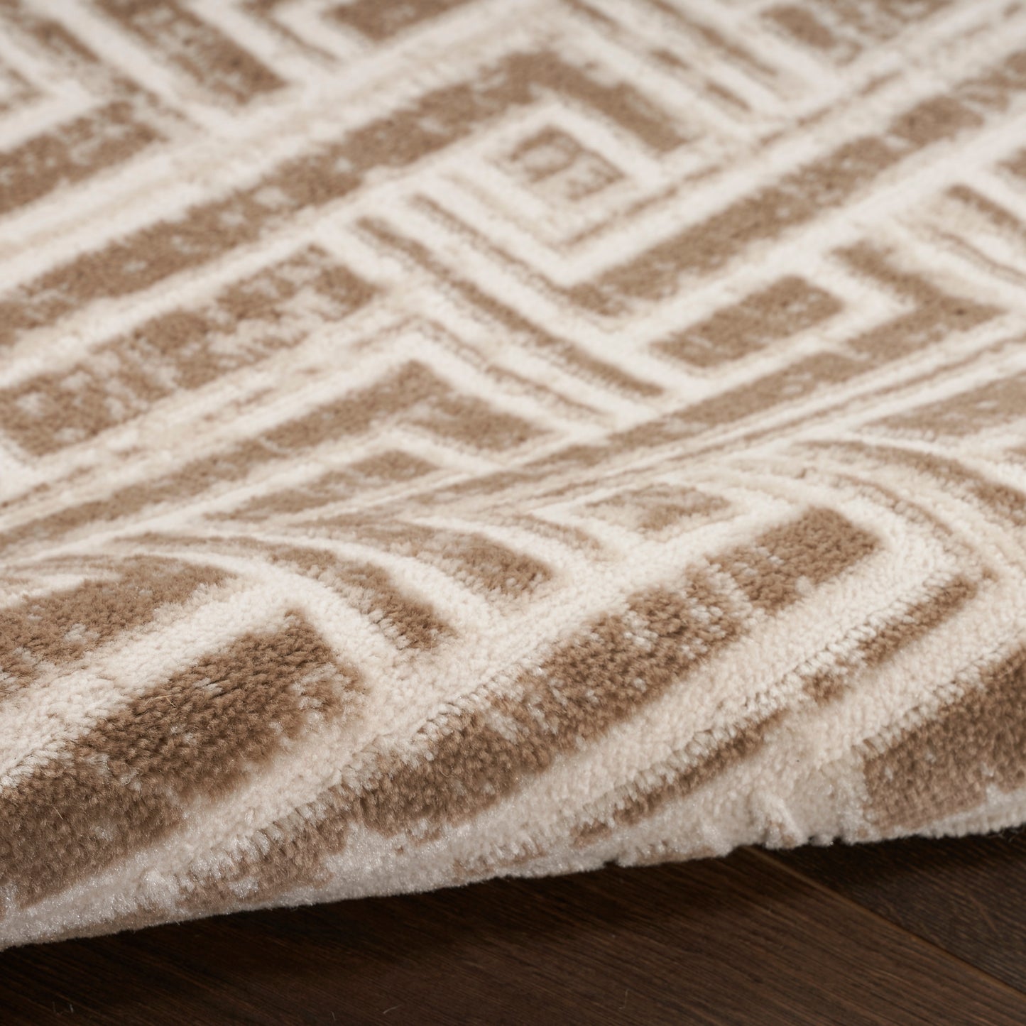 Nourison Home Serenity Home  Mocha Ivory  Transitional