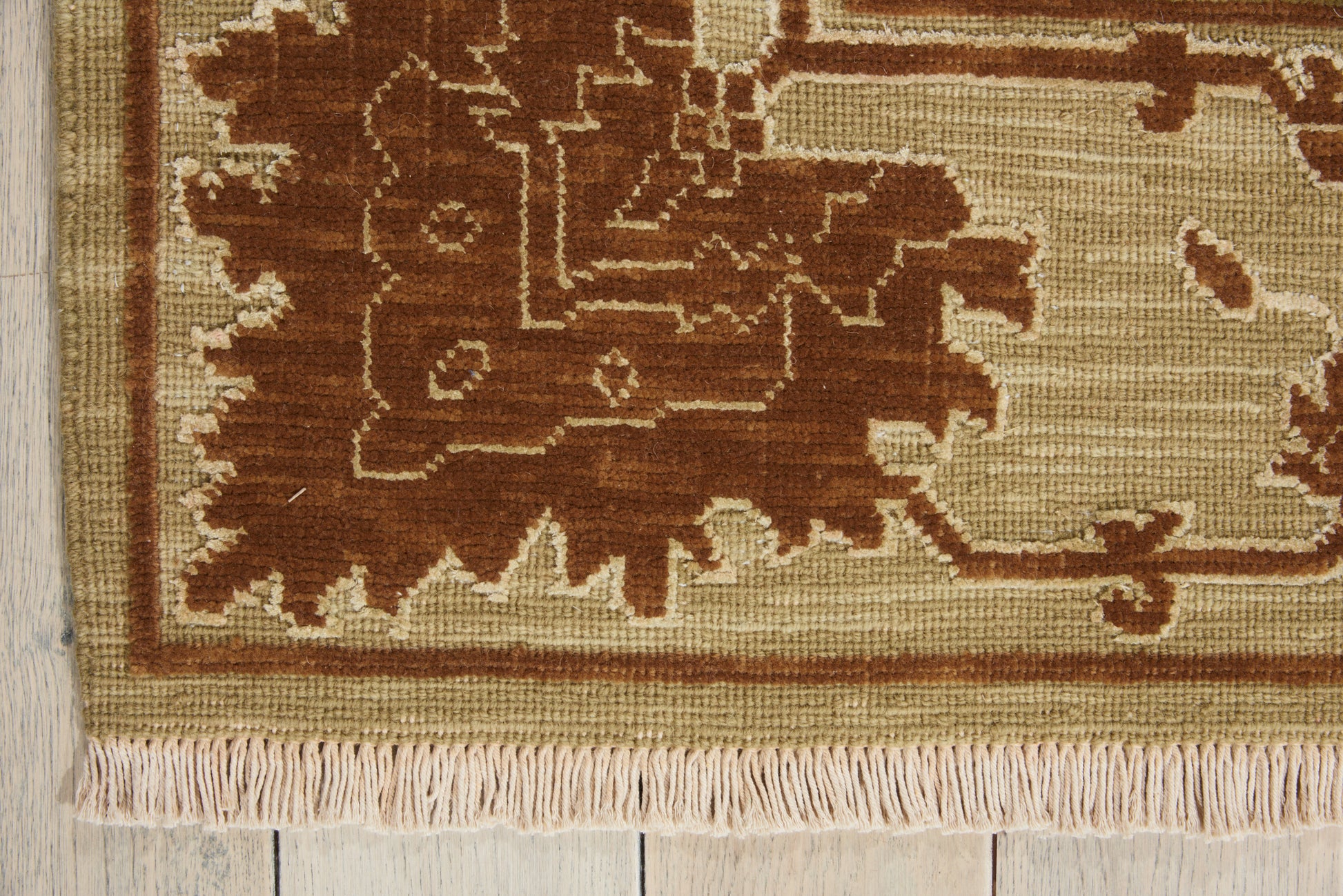 Nourison Home Silk Pointe  Green  Traditional