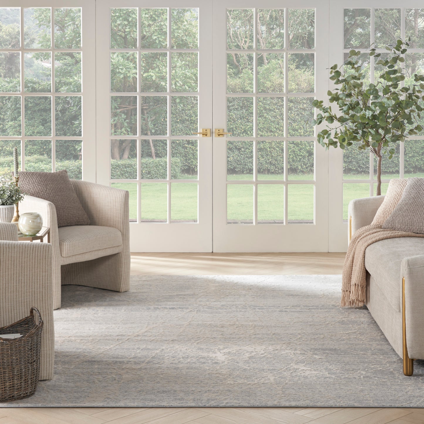 Nourison Home Exhale  Ivory Grey  Contemporary