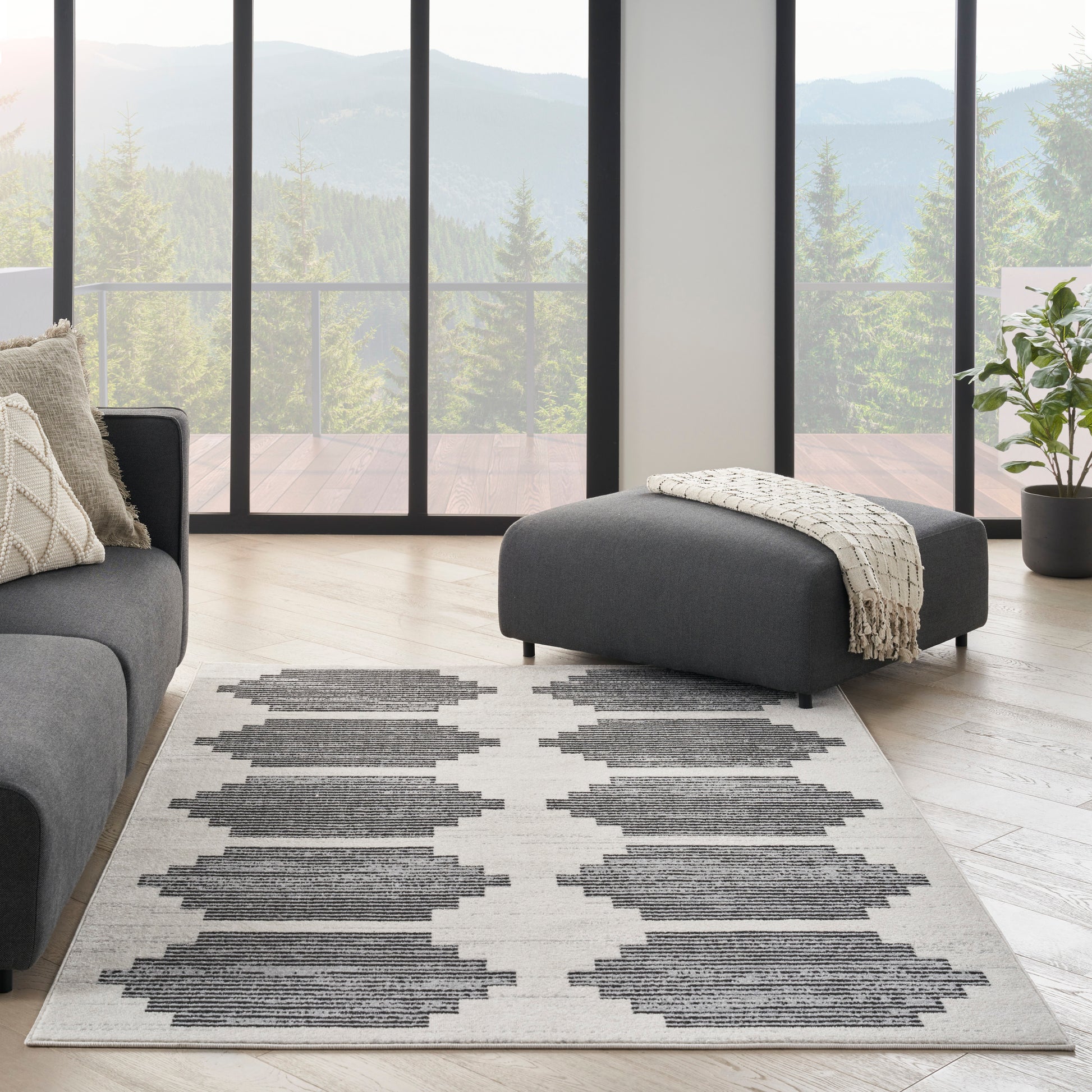 Nourison Home Modern Passion  Ivory Grey  Contemporary