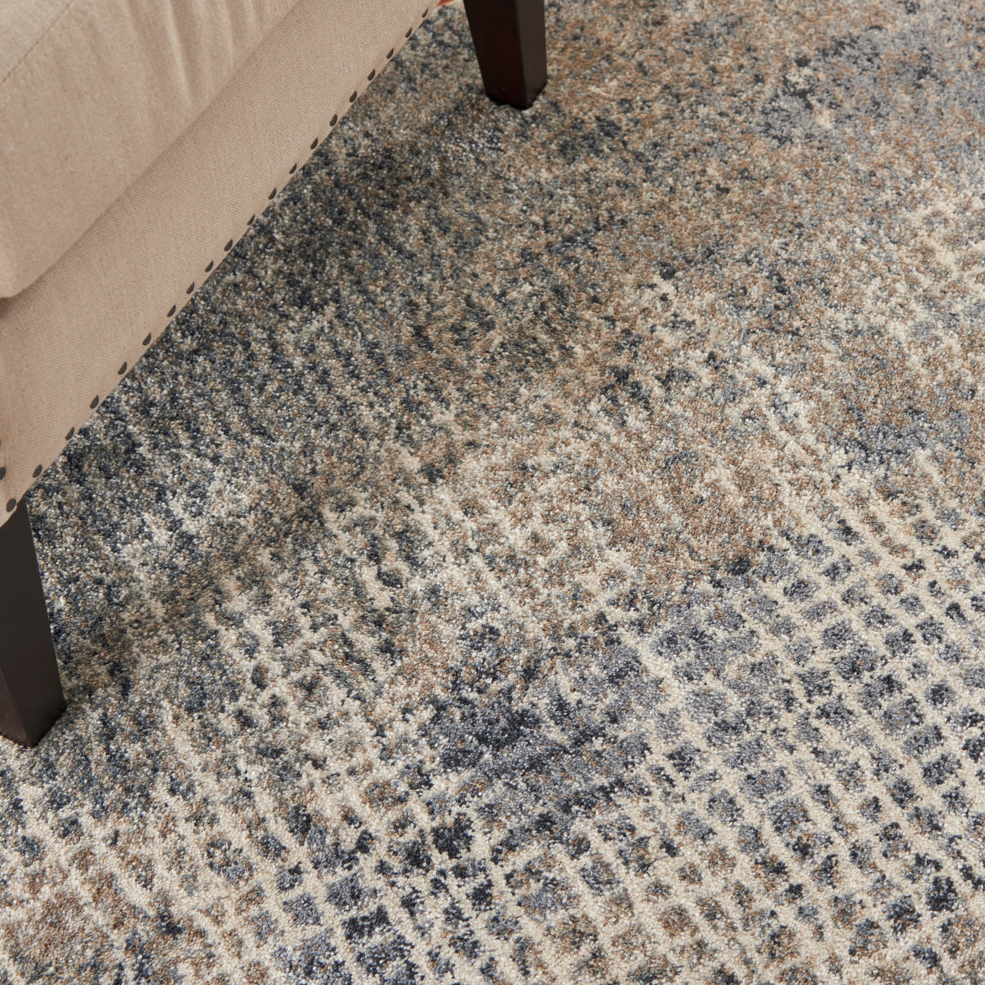 Nourison Home Moroccan Celebration  Ivory Grey  Contemporary