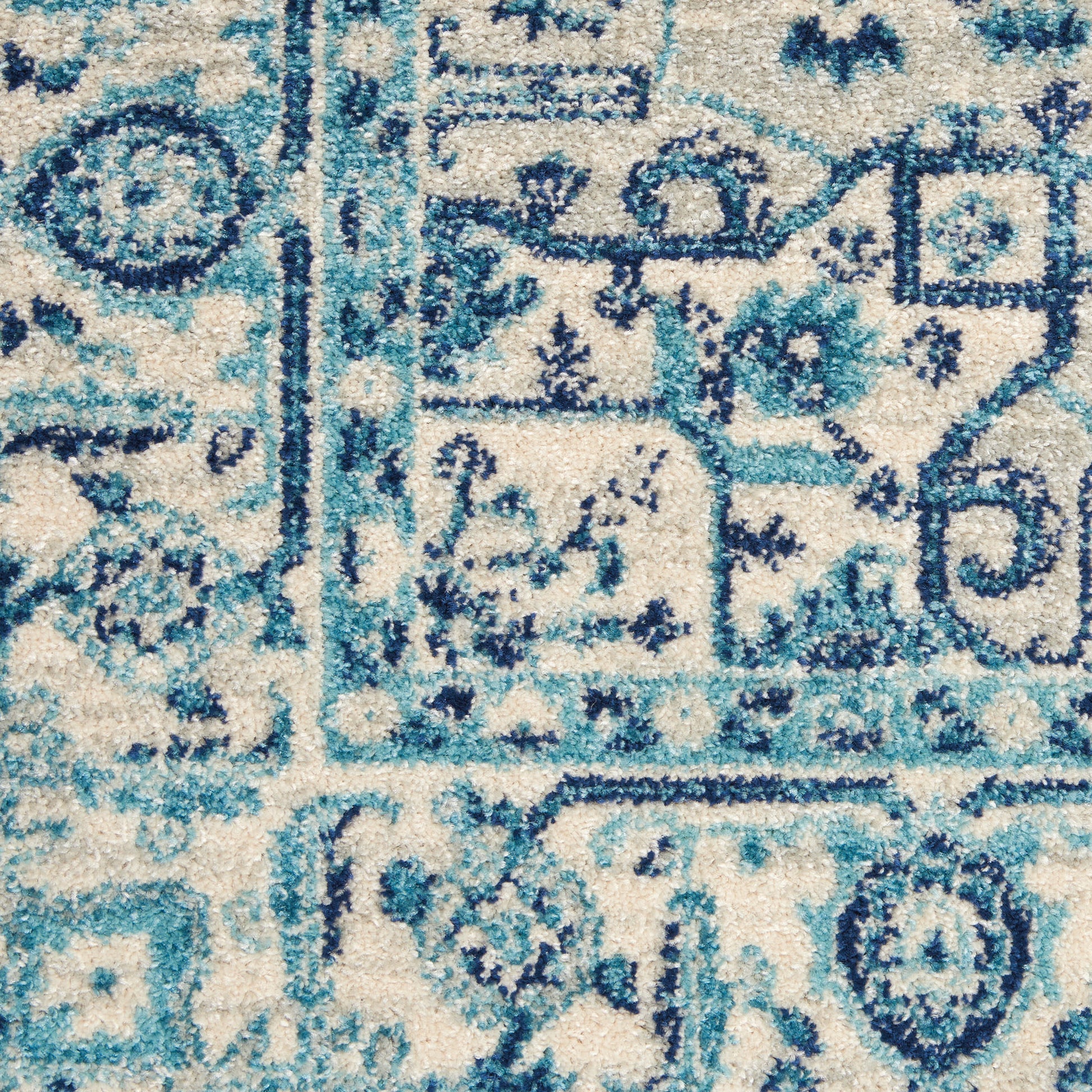 Nourison Home Tranquil  Ivory Navy  Transitional