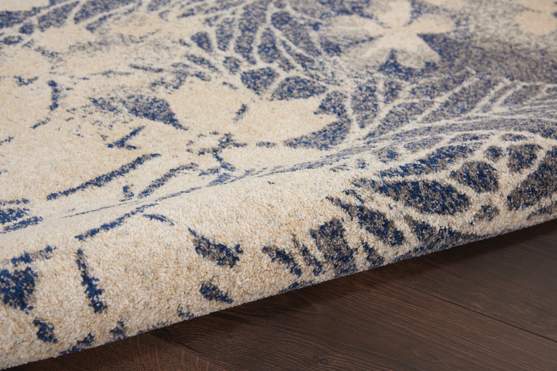 Nourison Home Tranquil  Beige Navy  Contemporary