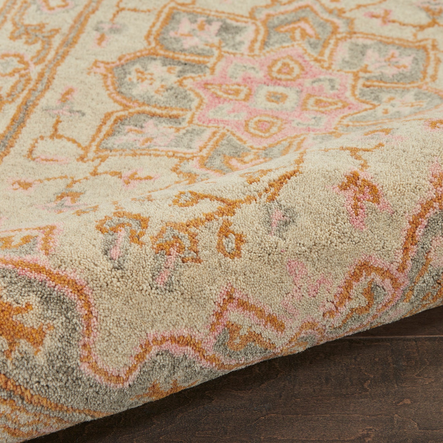 Nourison Home Jazmine  Sand  Traditional