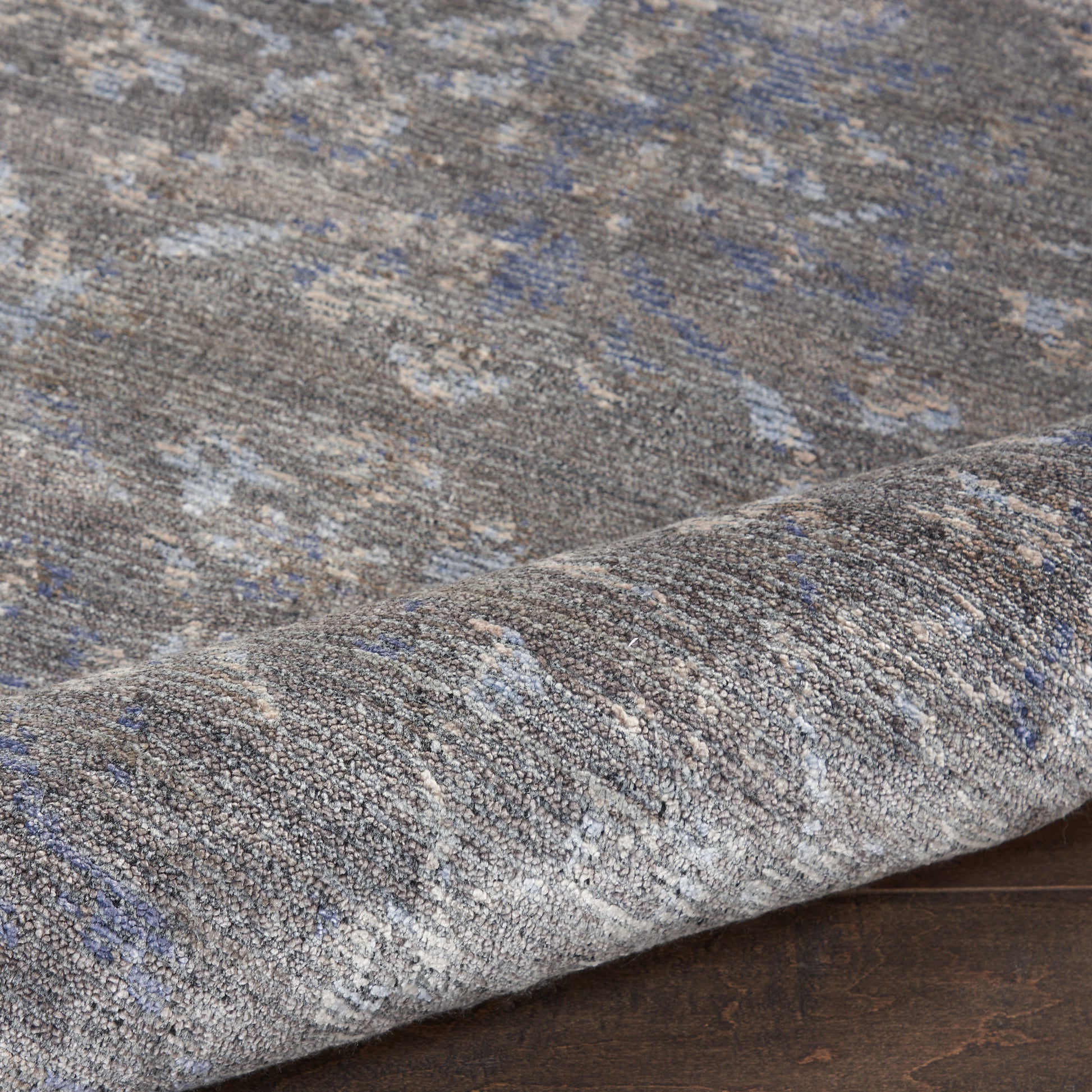 Nourison Home Lucent  Coal  Transitional