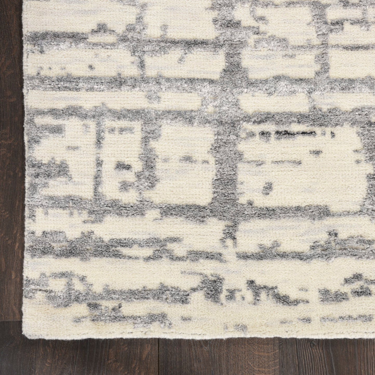 Nourison Home Luna  Ivory Grey  Contemporary