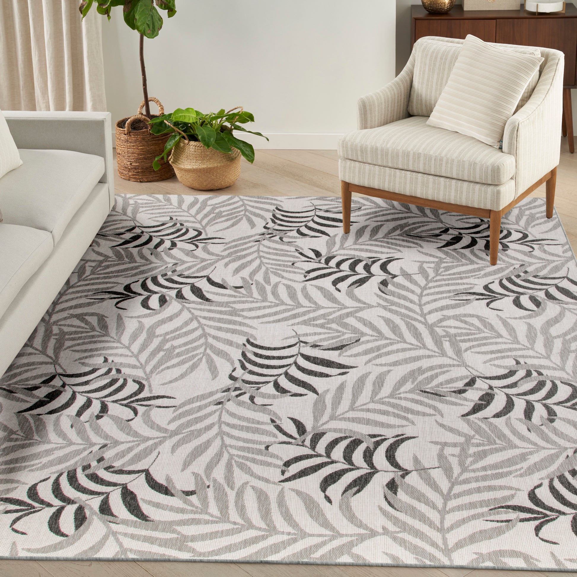 Nourison Home Garden Oasis  Grey  Contemporary
