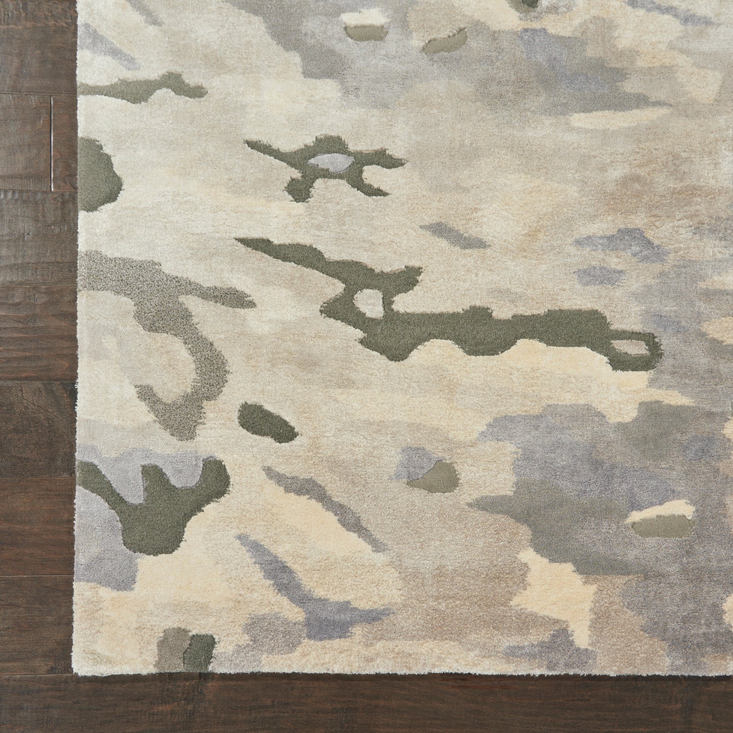 Nourison Home Prismatic  Silver Cloud  Contemporary