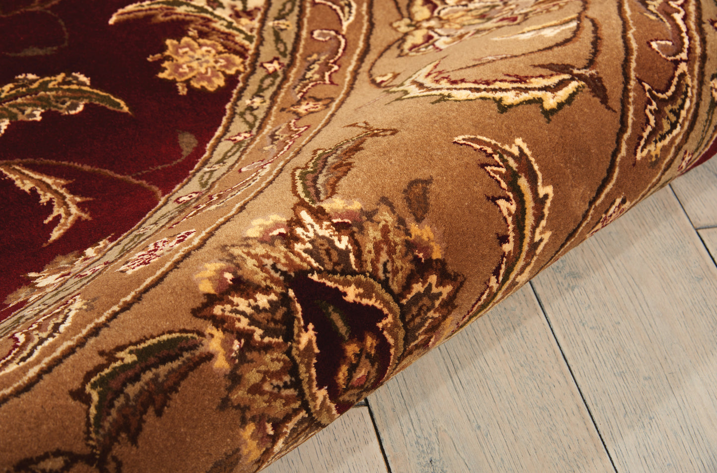 Nourison Home Nourison 2000  Ruby  Traditional