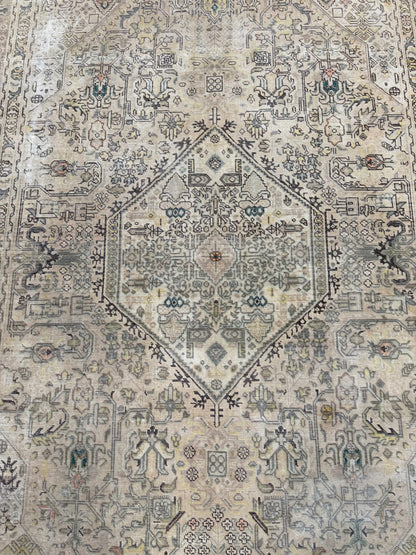 Artisan Penelope  Beige  Vintage Knotted Rug