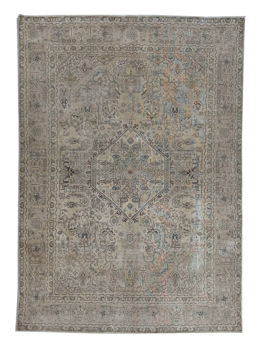 Artisan Penelope  Beige  Vintage Knotted Rug