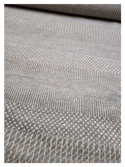 Artisan Vera Lt.Grey Transitional Knotted Rug - Rugs - Artisan - Atlanta Designer Rugs