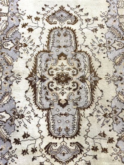 Artisan Angelina Beige Vintage Knotted Rug