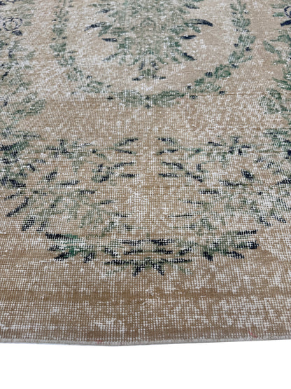 Artisan Angelina Beige Green Vintage Knotted Rug