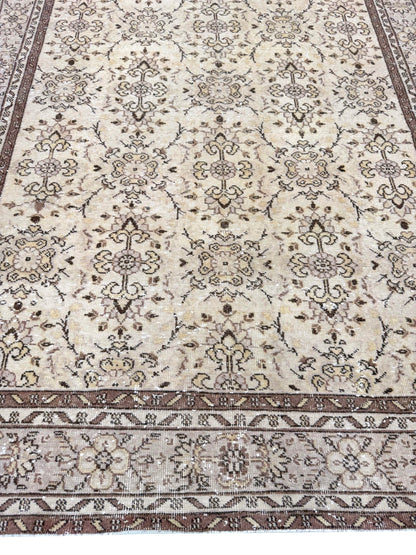 Artisan Angelina Ivory Beige Vintage Knotted Rug