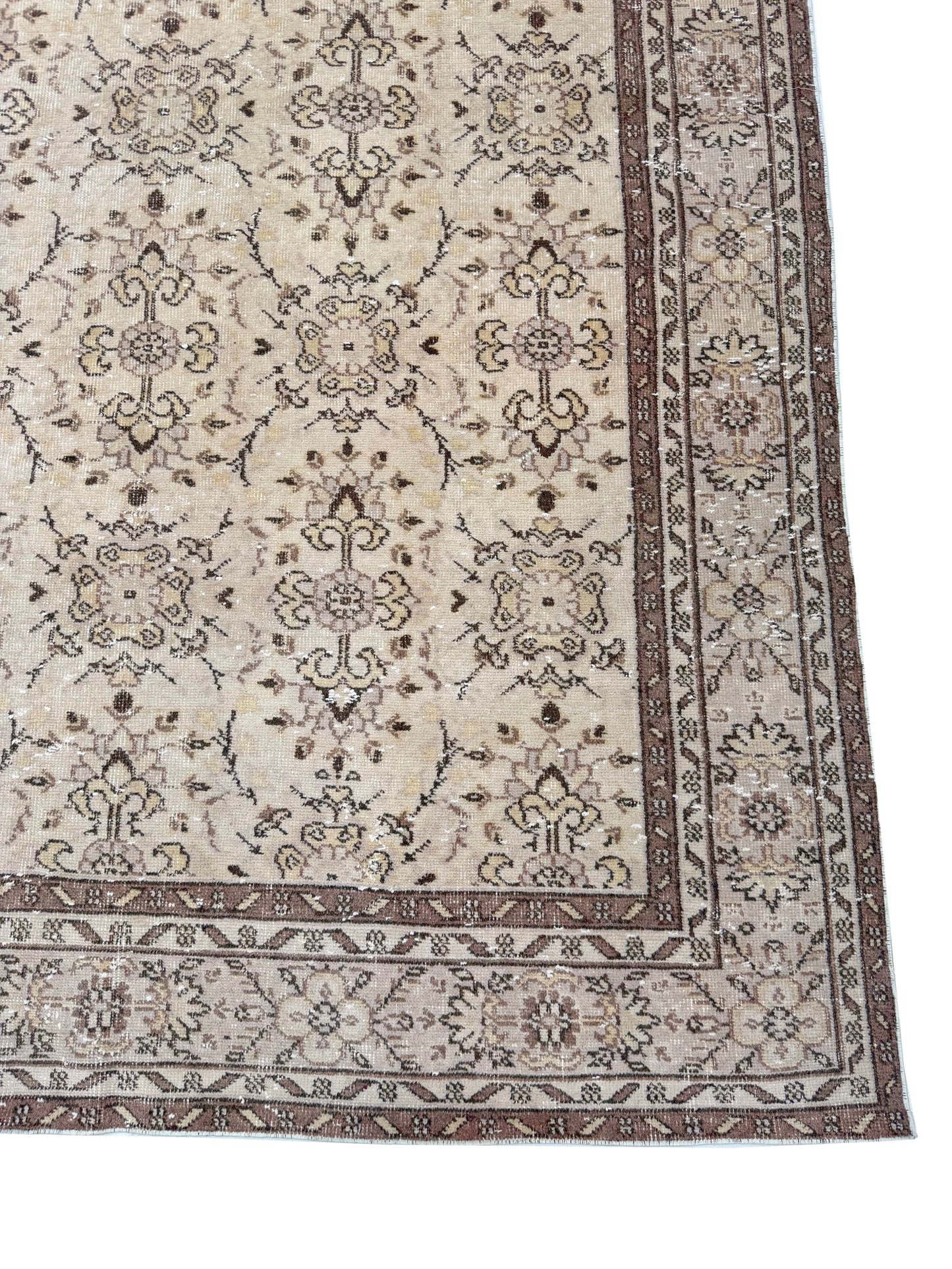 Artisan Angelina Ivory Beige Vintage Knotted Rug