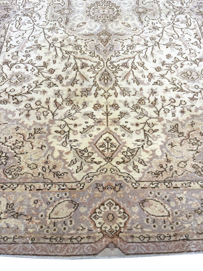 Artisan Angelina  Lt.Coral Blue Vintage Knotted Rug