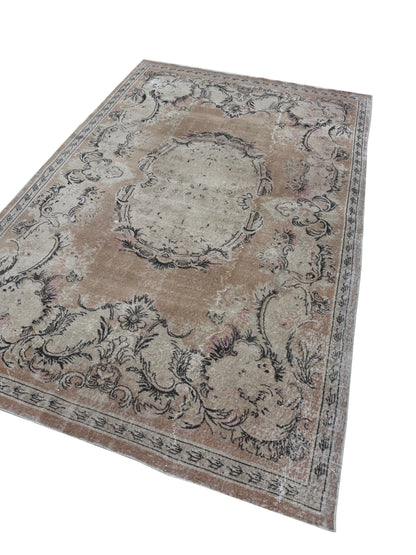 Artisan Angelina  Beige Lt.Blue Vintage Knotted Rug