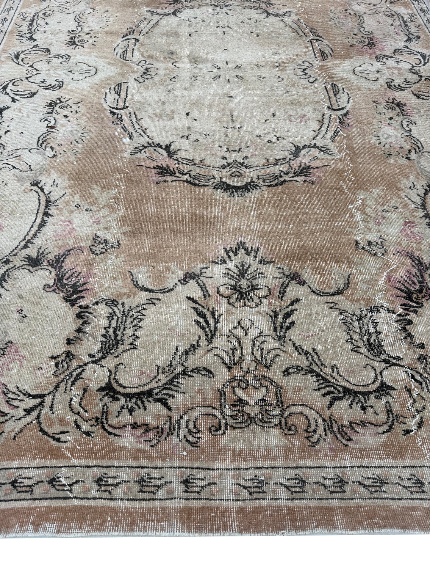 Artisan Angelina  Beige Lt.Blue Vintage Knotted Rug