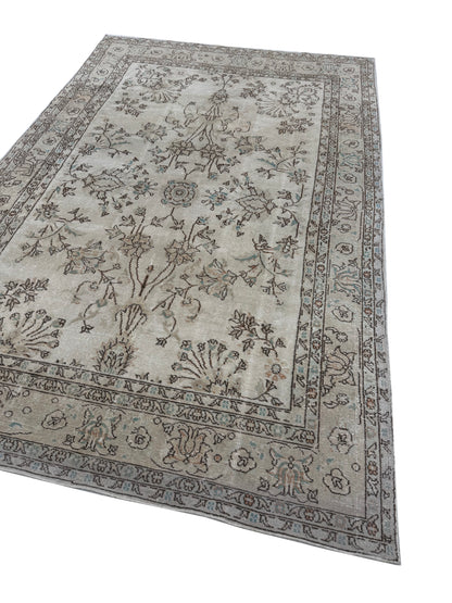 Artisan Angelina  Lt.Rose  Vintage Knotted Rug
