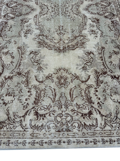 Artisan Angelina  Beige  Vintage Knotted Rug