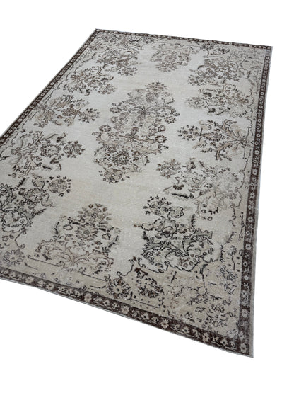 Artisan Angelina  Brown Beige Vintage Knotted Rug