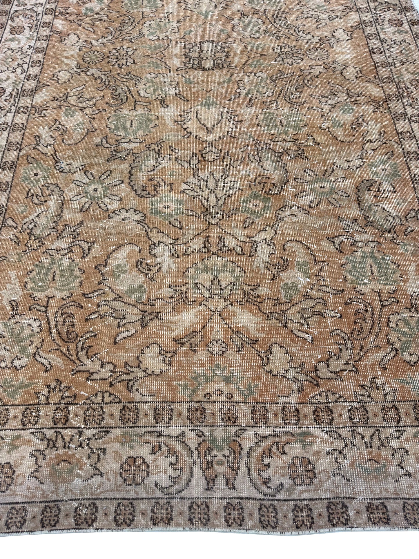 Artisan Angelina  Dk.Beige  Vintage Knotted Rug