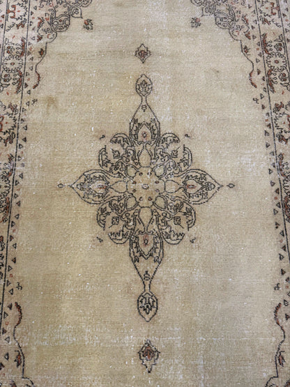Artisan Angelina  Dk.Beige Rust Vintage Knotted Rug