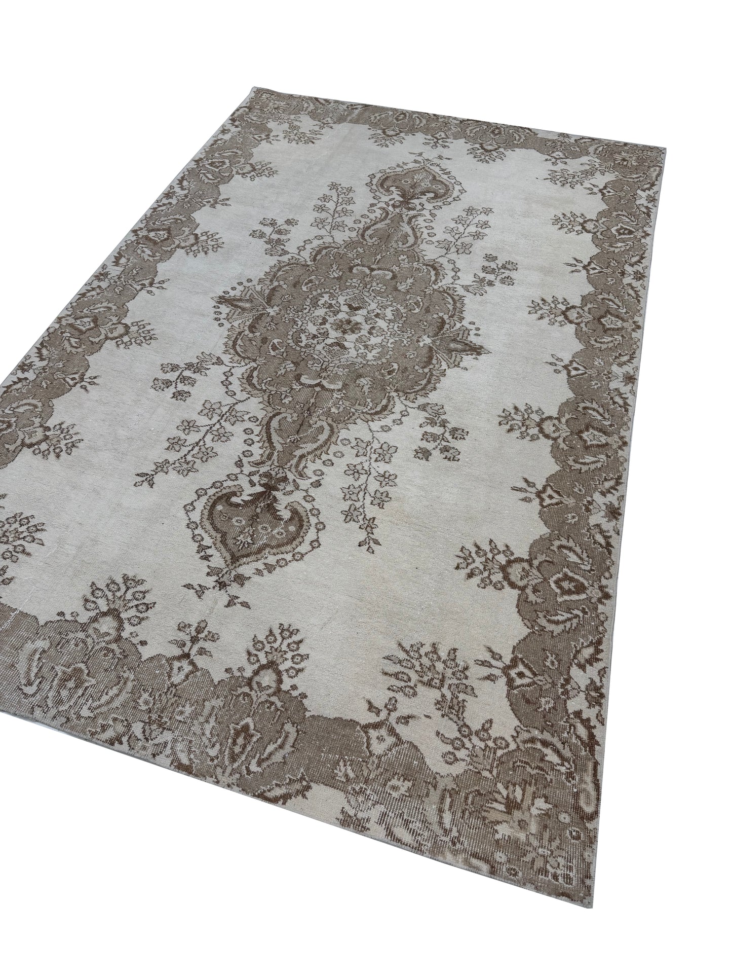 Artisan Angelina  Lt.Rose Blue Vintage Knotted Rug