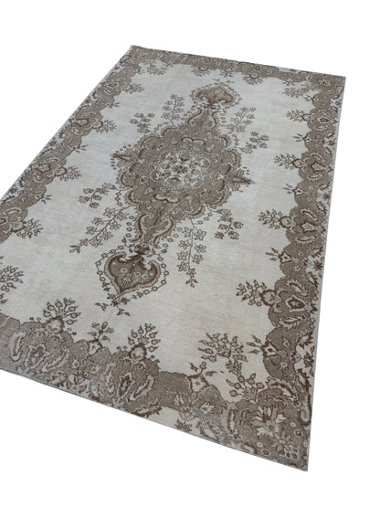 Artisan Angelina  Lt.Rose Blue Vintage Knotted Rug