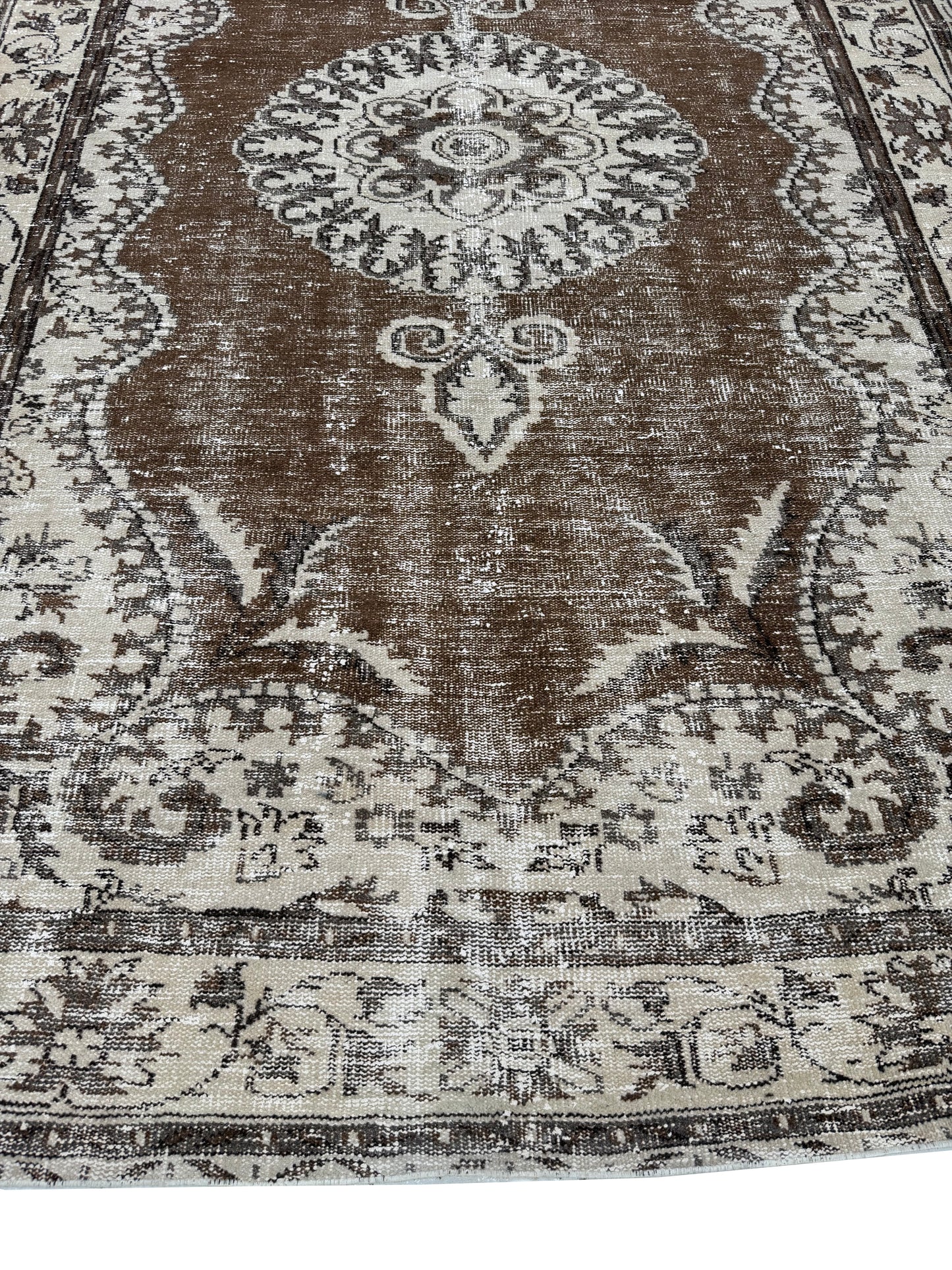 Artisan Angelina  Beige  Vintage Knotted Rug