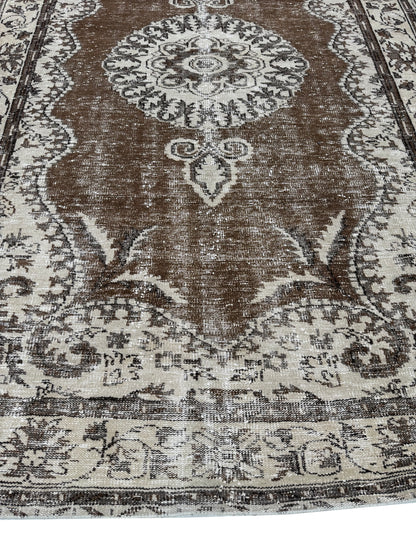 Artisan Angelina  Beige  Vintage Knotted Rug