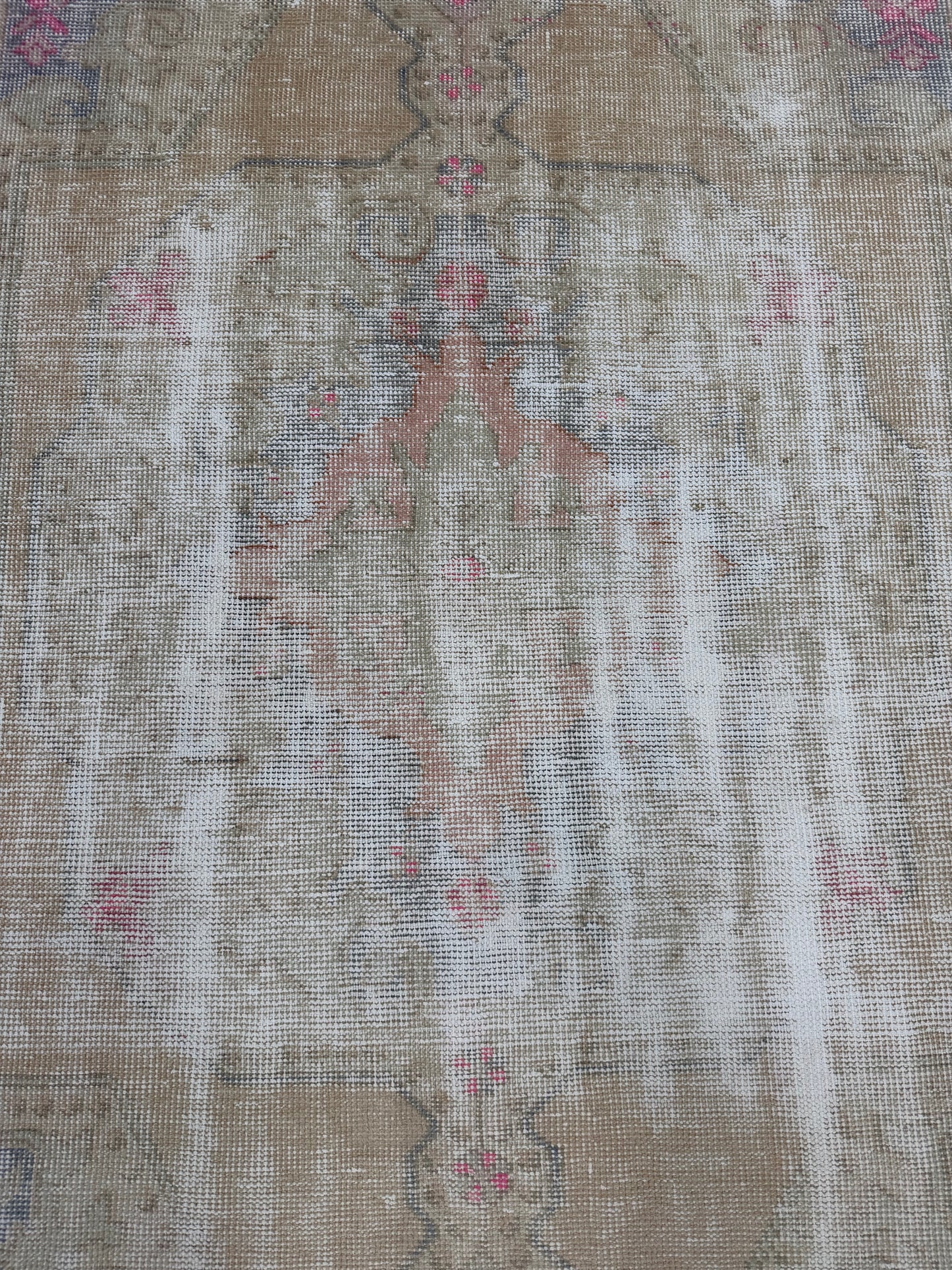 Artisan Angelina  Dk.Beige  Vintage Knotted Rug