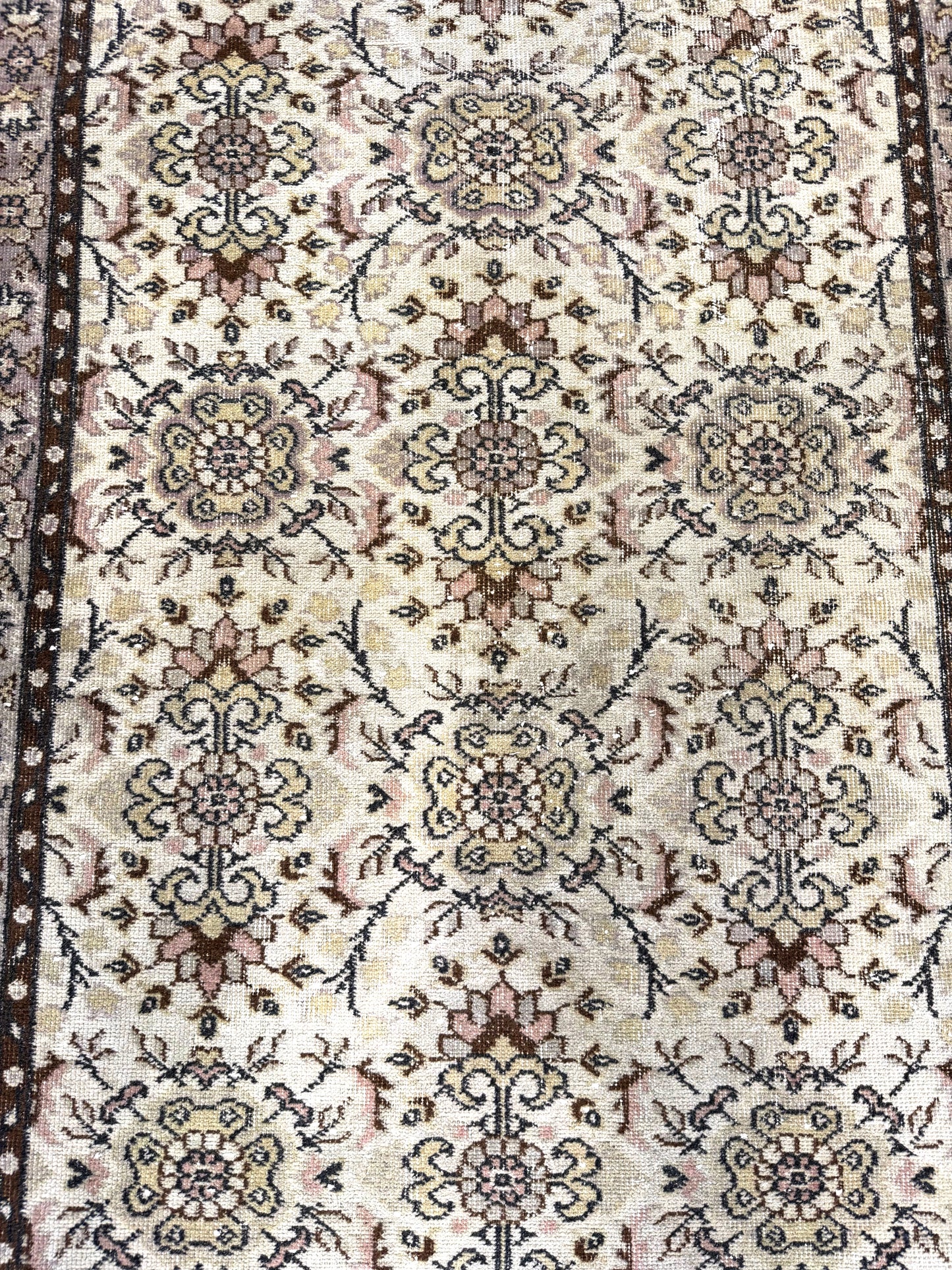 Artisan Angelina  Lt.Blue  Vintage Knotted Rug