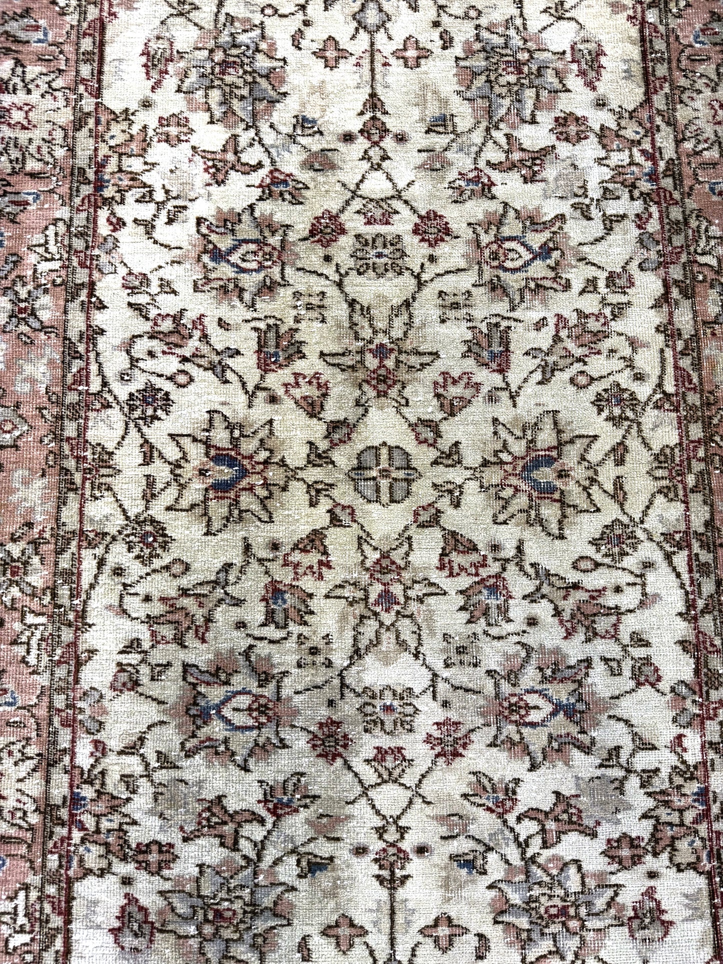 Artisan Angelina  Ivory Brown Vintage Knotted Rug