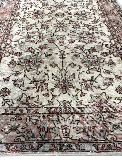 Artisan Angelina  Ivory Brown Vintage Knotted Rug