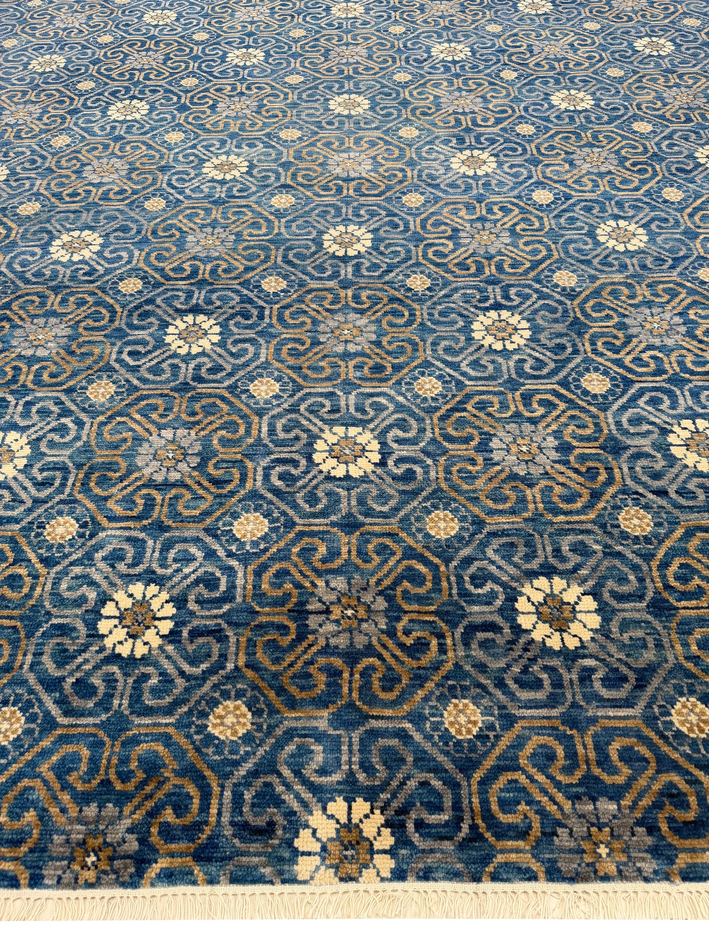 Artisan Samara Navy Transitional Knotted Rug