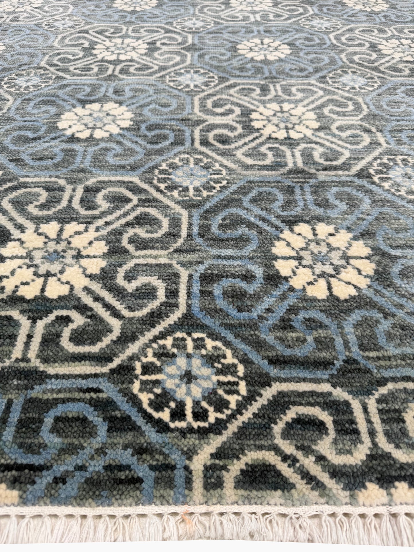 Artisan Samara Grey Beige Transitional Knotted Rug