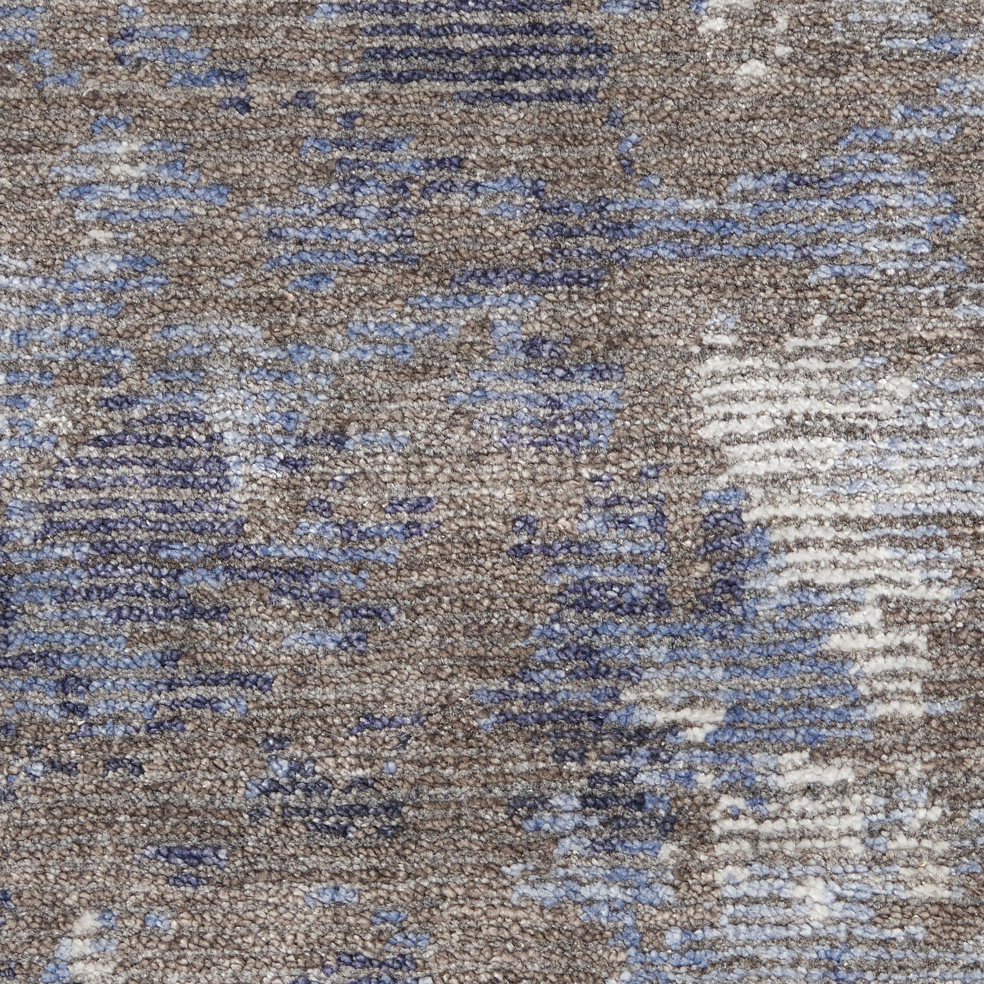 Nourison Home Lucent  Dove  Transitional