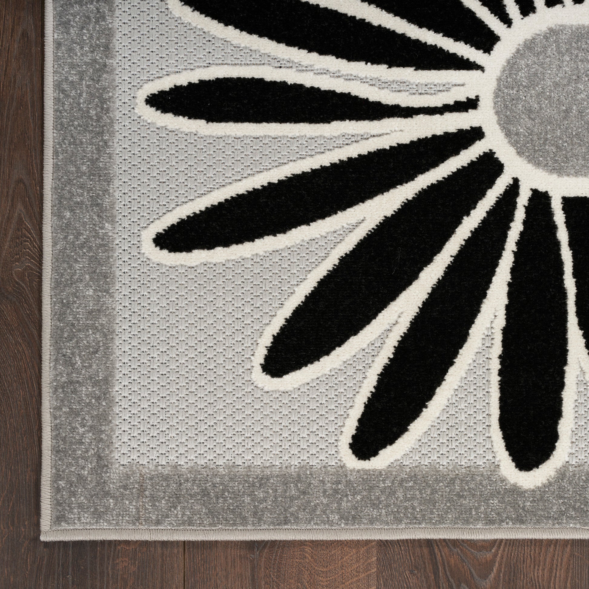 Nourison Home Aloha  Black White  Contemporary