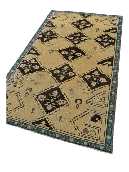 Artisan Angelina Lt.Gold Brown Vintage Knotted Rug