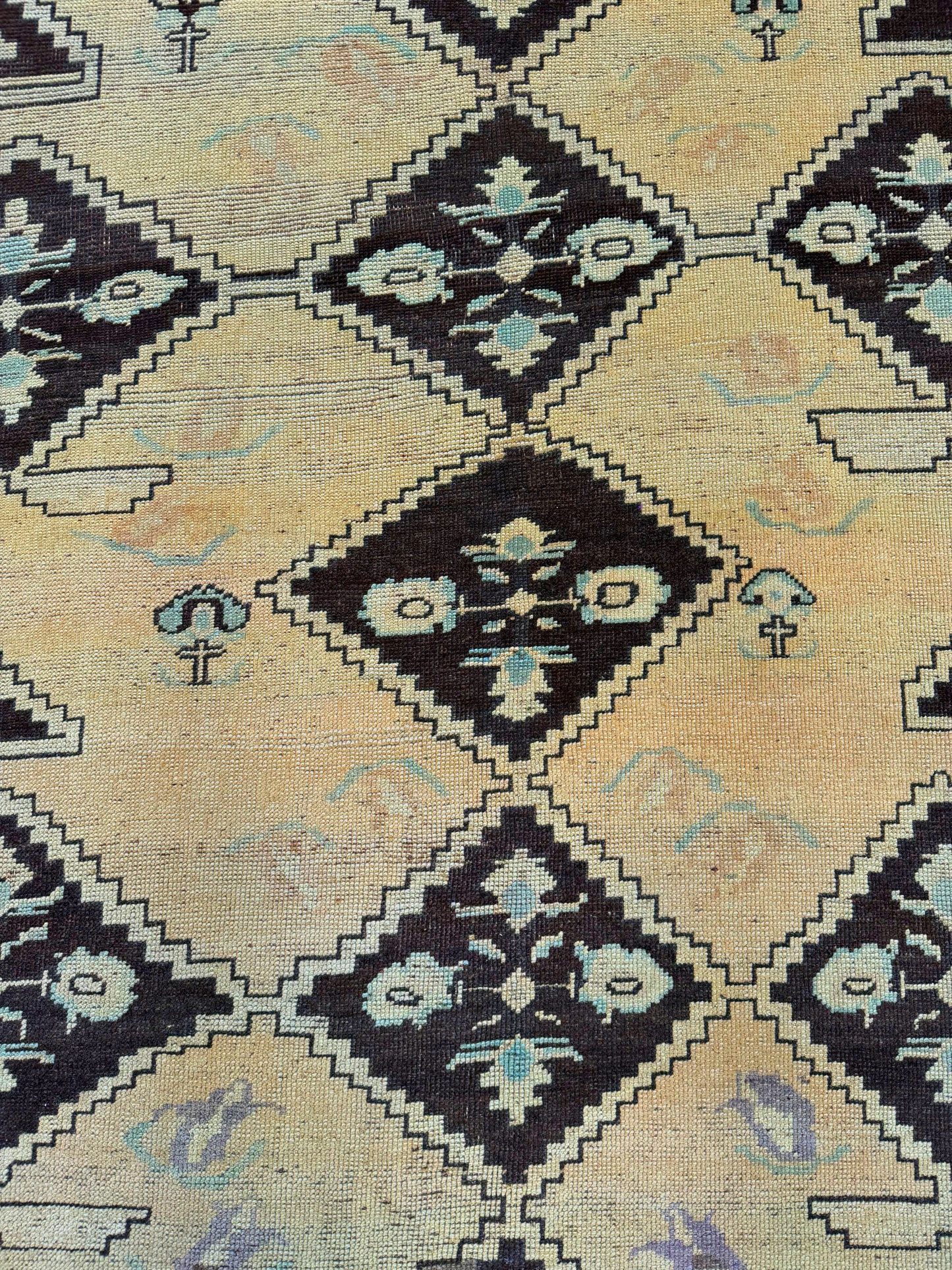 Artisan Angelina Lt.Gold Brown Vintage Knotted Rug