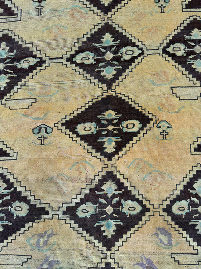 Artisan Angelina Lt.Gold Brown Vintage Knotted Rug