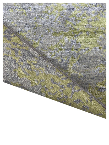 Artisan Toni White Green Knotted Rug