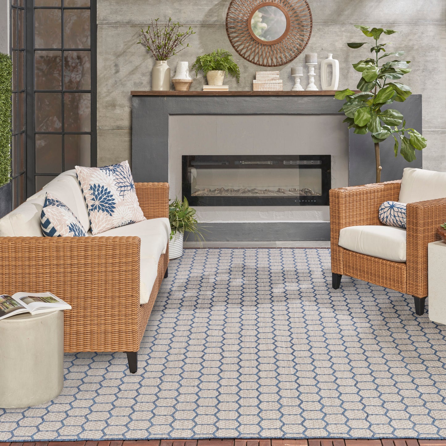 Nourison Home Twist Reversible  Blue  Contemporary